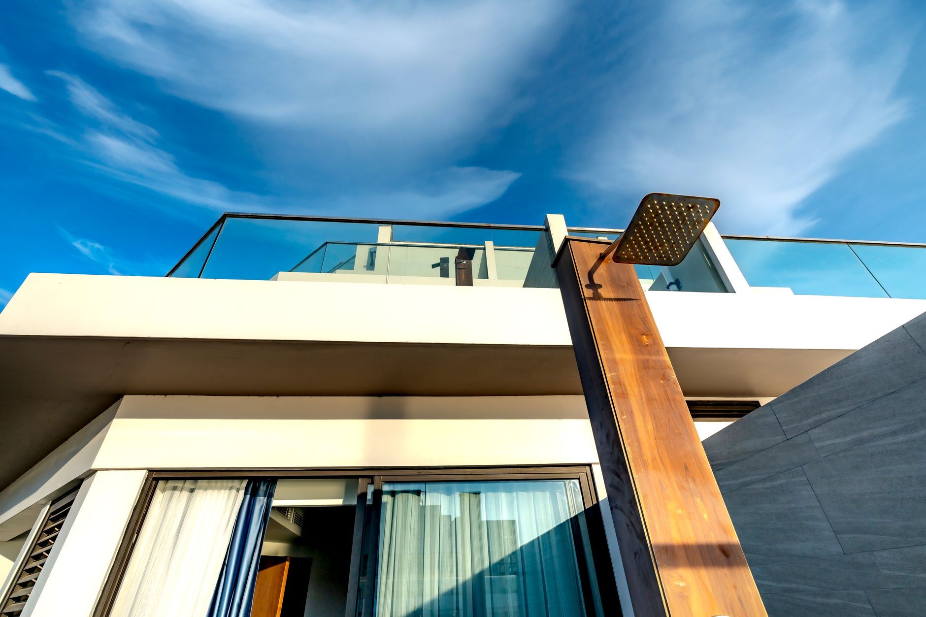 Choosing Durable and Stylish Exterior Finishes for Your Home
